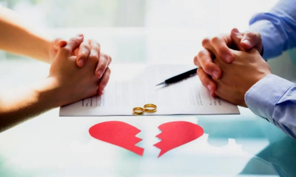 Gray Divorce (Divorce After 50) – Financial Risks and Planning Tips