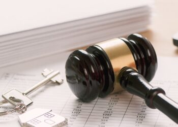 Can a Landlord Sue for Unpaid Rent After Eviction in Jacksonville, Florida?